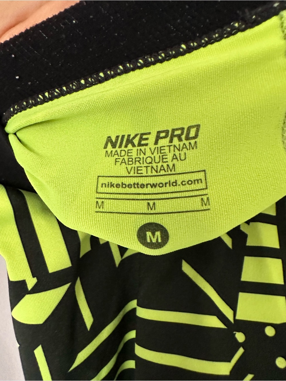 Nike Pro Black & Neon Lime Geometric Training Shorts - Picture 4 of 4